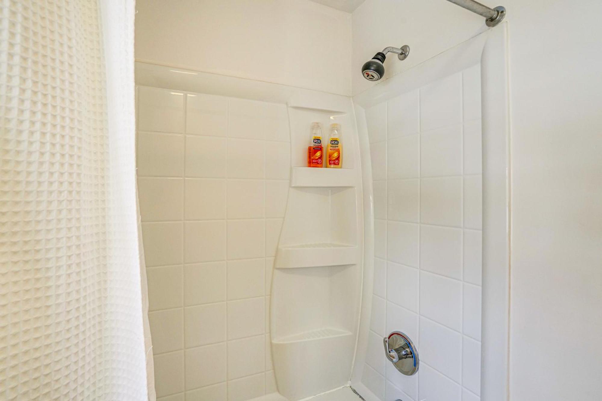 Private Guest House In Dtwn Lenox, Walk To Dining! Exteriér fotografie