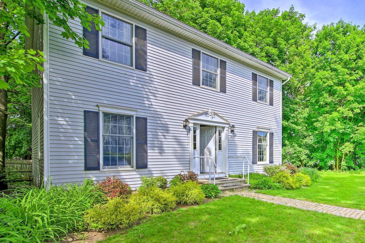 Private Guest House In Dtwn Lenox, Walk To Dining! Exteriér fotografie